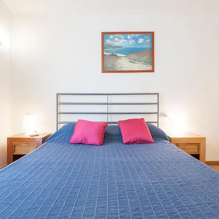 Arenada - 500m From The *