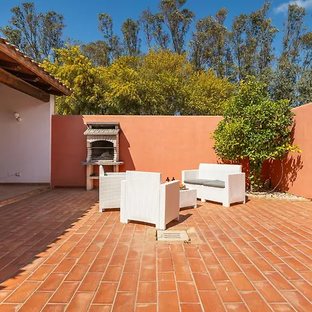 Villa Arenada - 500m From The Costa Rei